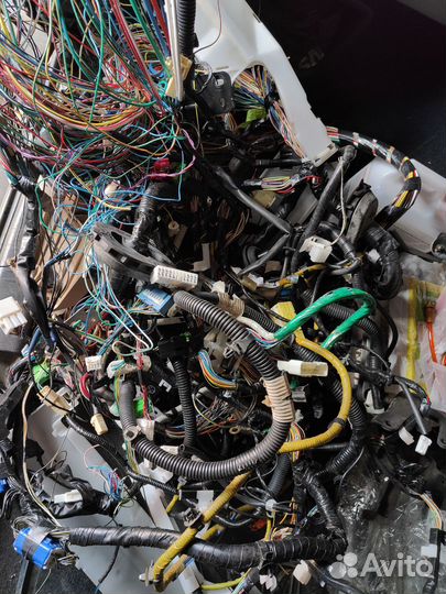 Проводка салона Subaru Legacy