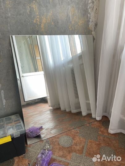 Зеркало настенное в полный рост