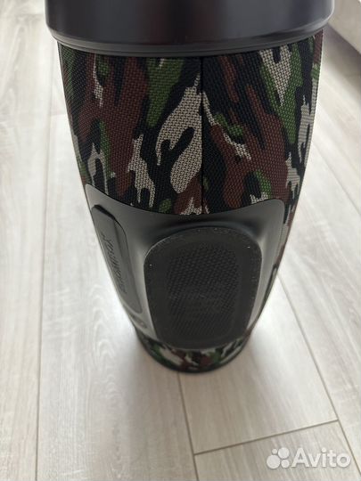 Jbl boombox 1