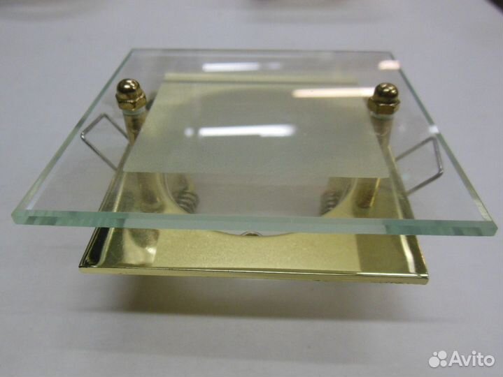 Светильники декоративные встраиваемые MR16