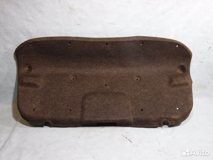 Обшивка крышки багажника Mazda 3 BK / Мазда бк