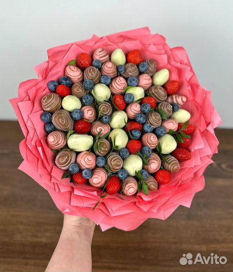 Букеты из клубники в шоколаде