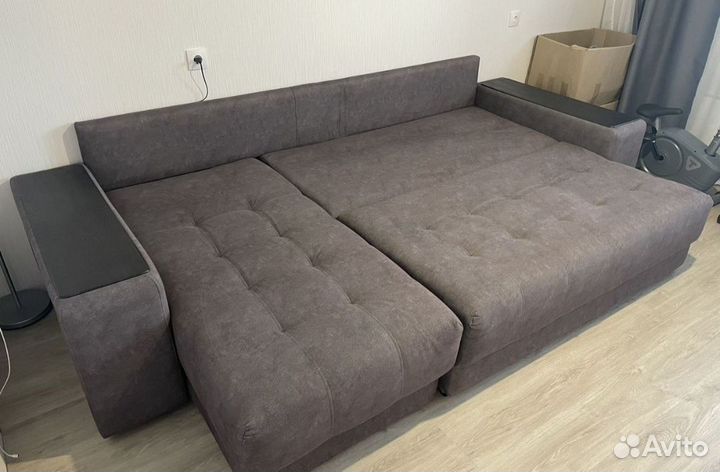 Угловой диван