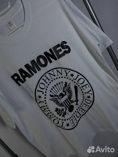 Футболка ramones