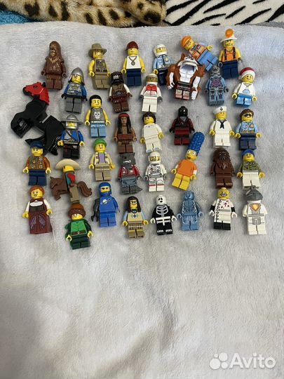 Lego минифигурки лот