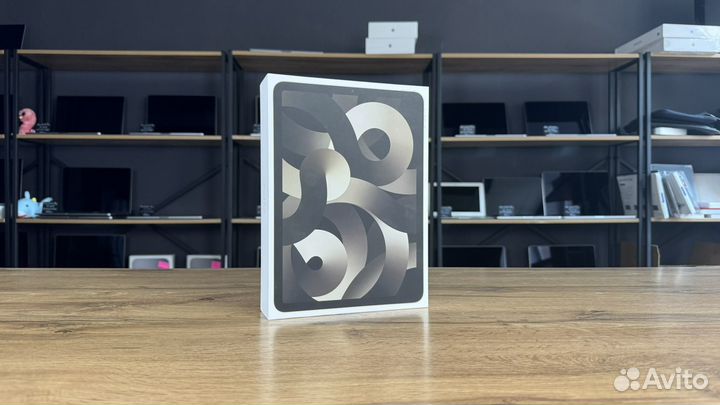 iPad Air 5 starlight