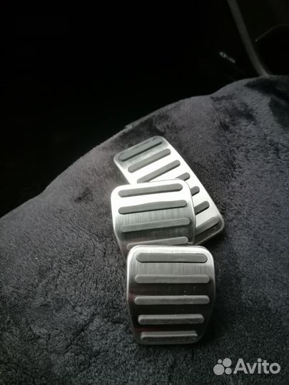 Накладки на педали