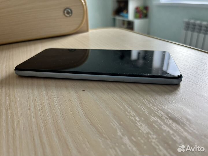 vivo Y33s, 4/64 ГБ