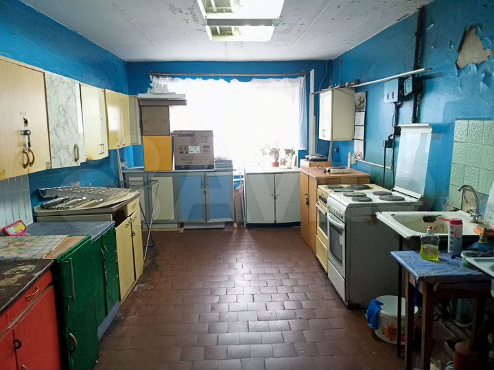 Комната 13 м² в 6-к., 2/5 эт.