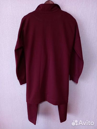 Спортивный костюм женский