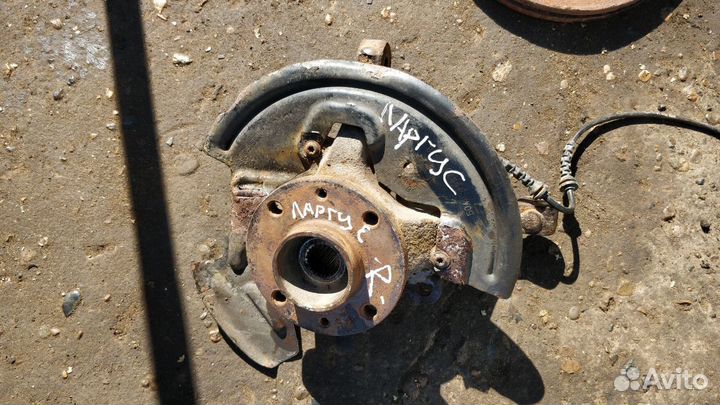 Поворотный кулак Ларгус Largus