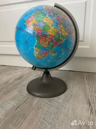 Глобус земли физический