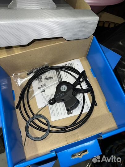 Шифтер Shimano Deore SL-M6100-R новый