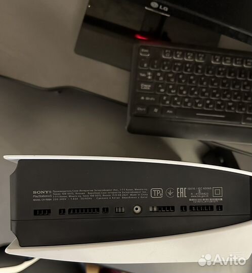 Sony Playstation 5 + 2 джойстика