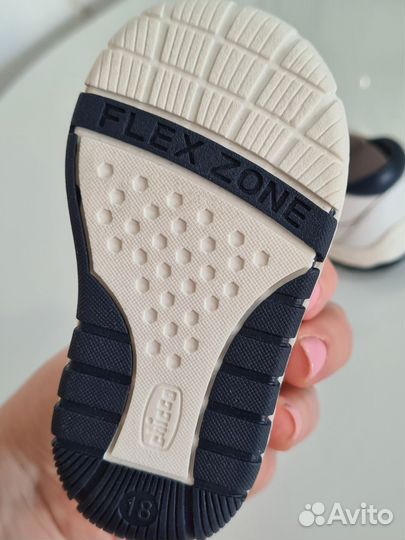 Кроссовки детские 18 размер