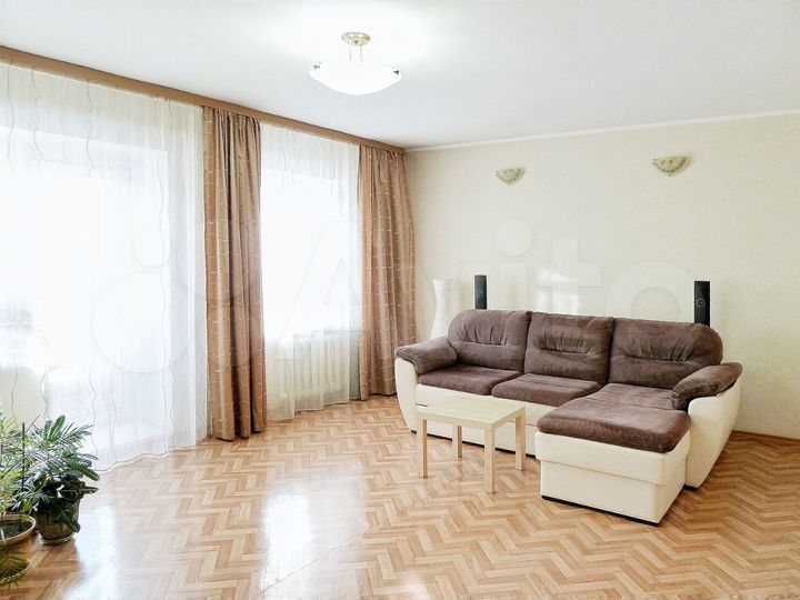 3-к. квартира, 82,5 м², 2/6 эт.