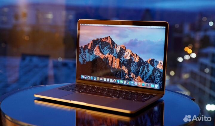 Тонкий ноутбук с гарантией