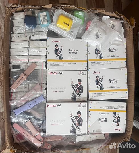 Чехлы, стёкла, стилусы, подставки и пр