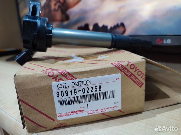Катушка зажигания Toyota 90919-02258
