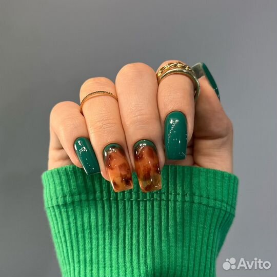 Маникюр / педикюр с покрытием гель-лак