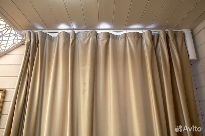 Умный электрокарниз