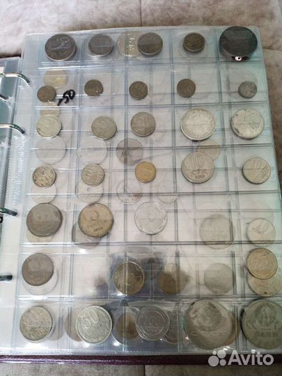 Большая коллекция монет плюс банкноты