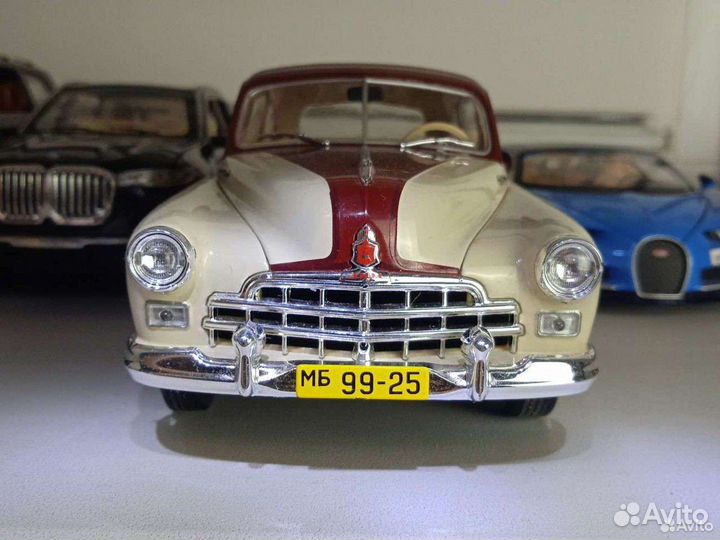 Коллекционные автомобили зим 12 1/24