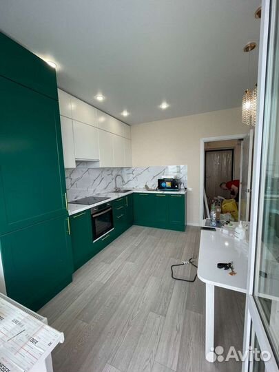 Кухонный гарнитур под потолок