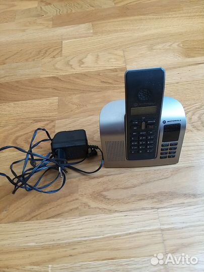 Продаю телефон стационарный Motorola