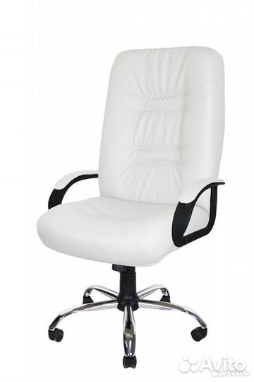 Офисное кресло