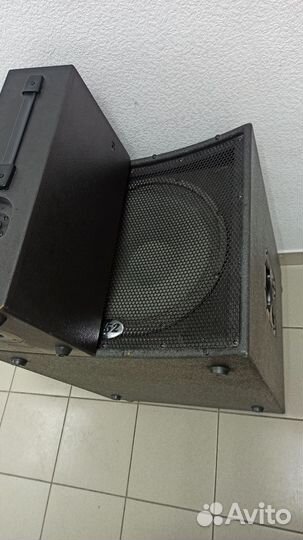 Активная акустическая система B-52 Matrix 1000