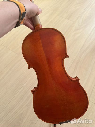 Скрипка 4/4 и смычок