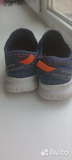 Кроссовки для девочки