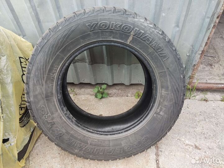 Yokohama 704R 285/60 R18