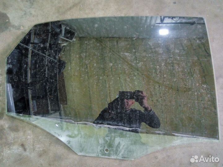 Фольксваген Поло Стекло заднее правое AS2 Прав