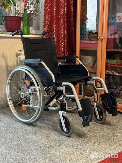 Инвалидное кресло коляска