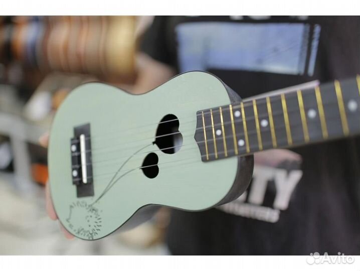 Terris plus hari укулеле сопрано