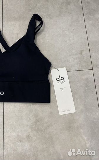 Alo yoga топ