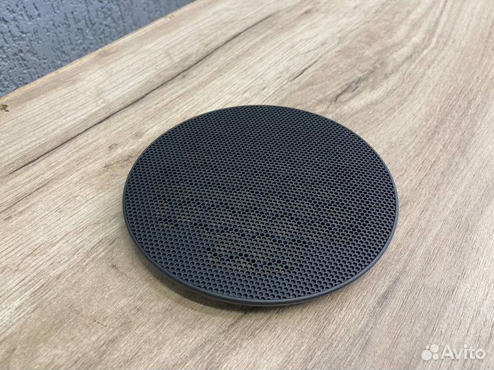 Сетка заднего правого динамика Mercedes W210