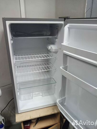 Холодильник Dexp