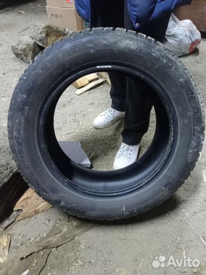 Lassa Snoways 4 235/55 R17