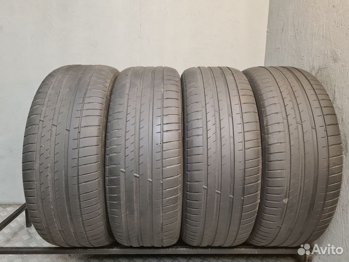 Michelin Pilot Sport 4 235/60 R18