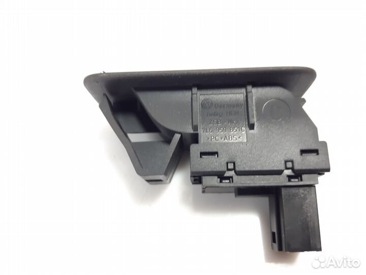 Кнопка стеклоподъемника Volkswagen Touareg 3.0 TDI