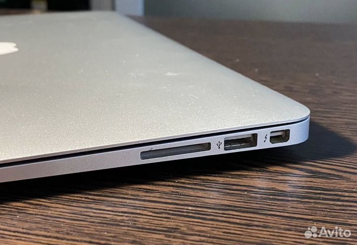 Ноутбук Apple MacBook Air 13 Early 2014 A1466