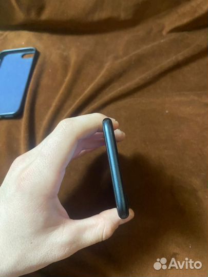 Телефон iPhone 7 32gb