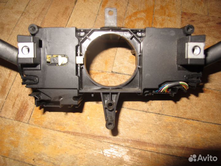 Переключатель подрулевой в сборе Skoda Rapid