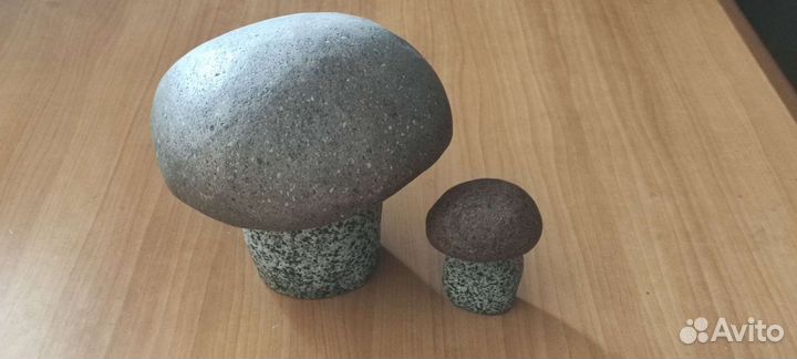 Грибы из натурального камня