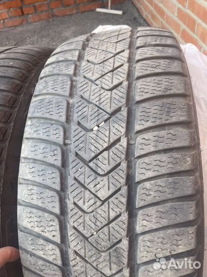Pirelli Winter Sottozero 3 225/45 R18 H