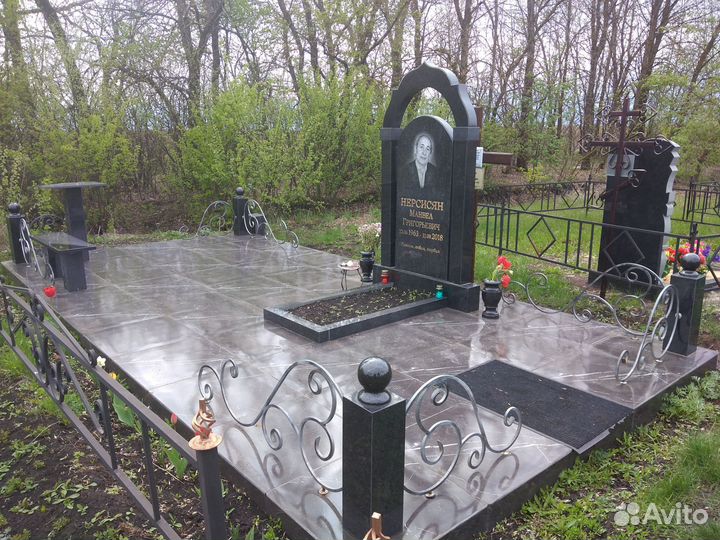 Изготовление памятников, мемориальных комплексов