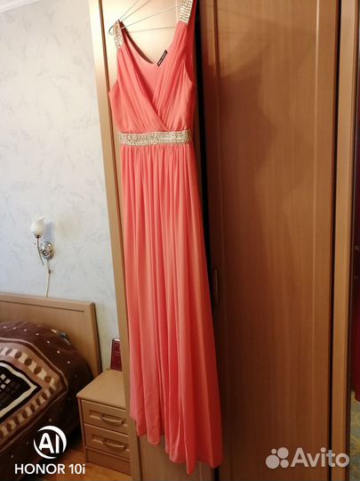 Платье вечернее